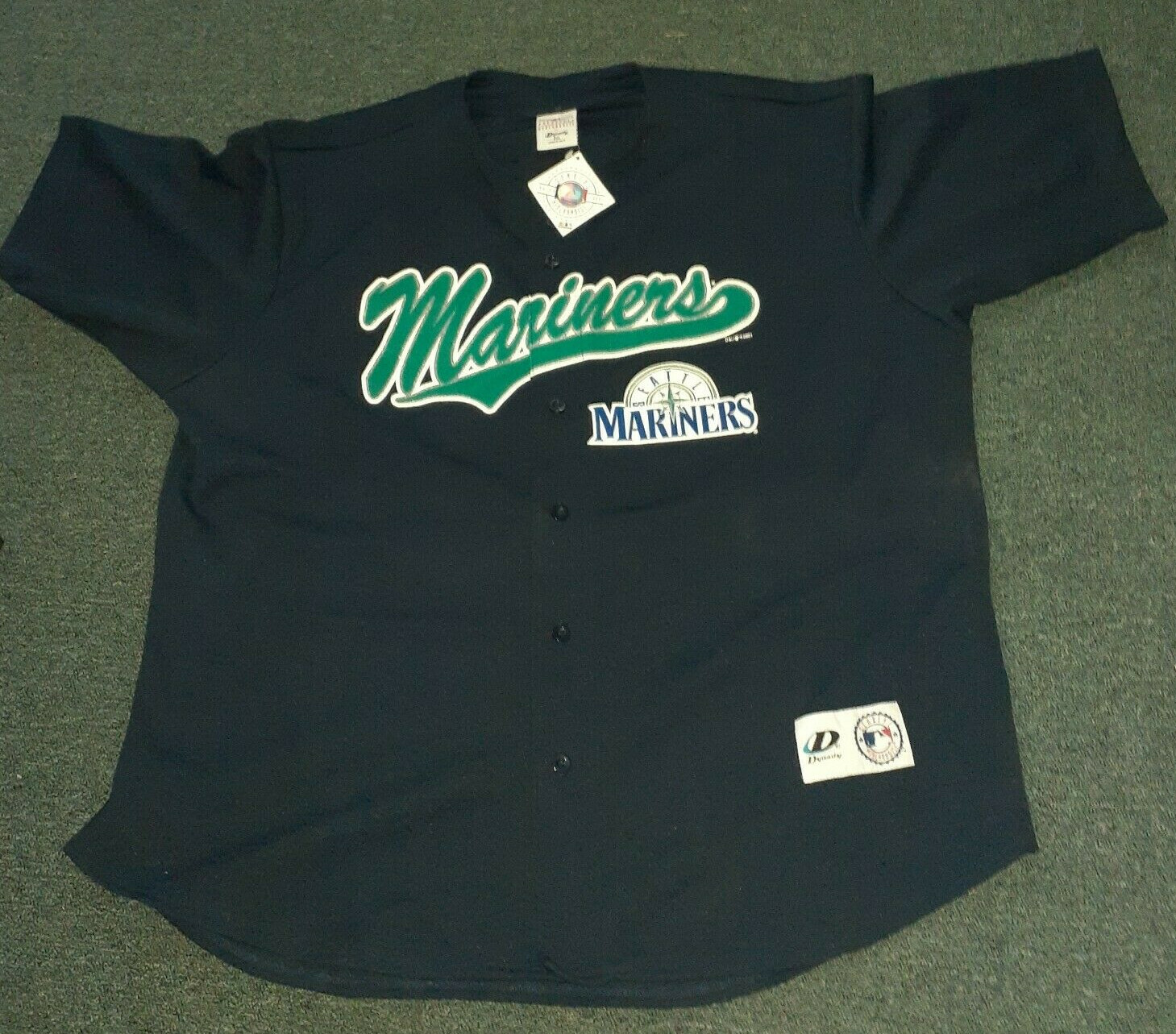 Picture 1 of 4