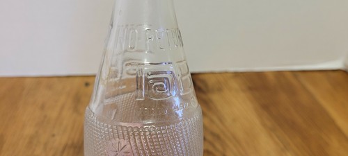 Old TAB EMBOSSED No Deposit No Return 10 OZ Pop Soda bottle - Picture 2 of 6
