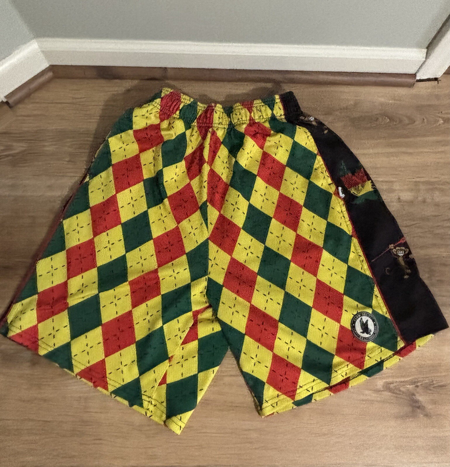 Picture 1 of 2