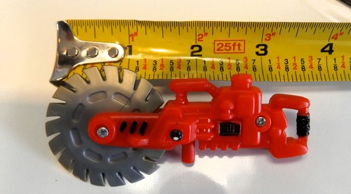 UNKNOWN ACTION FIGURE TMNT , MOTU SCALE SAW ACCESSORY TO HELP COMPLETE FIGURE - Picture 5 of 5