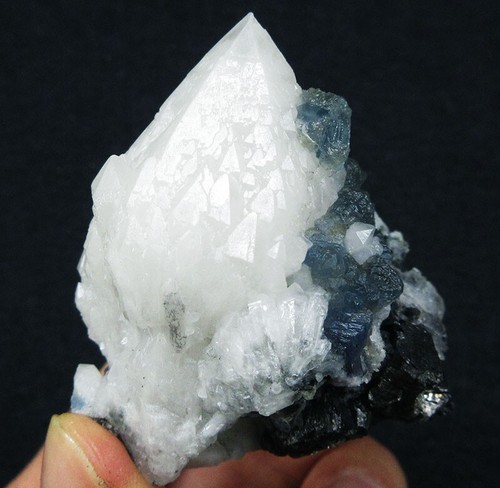 90g GEM octahedral blue Fluorite&Arsenopyrite&Skeletal Quartz,Inner Mongolia - Picture 15 of 17