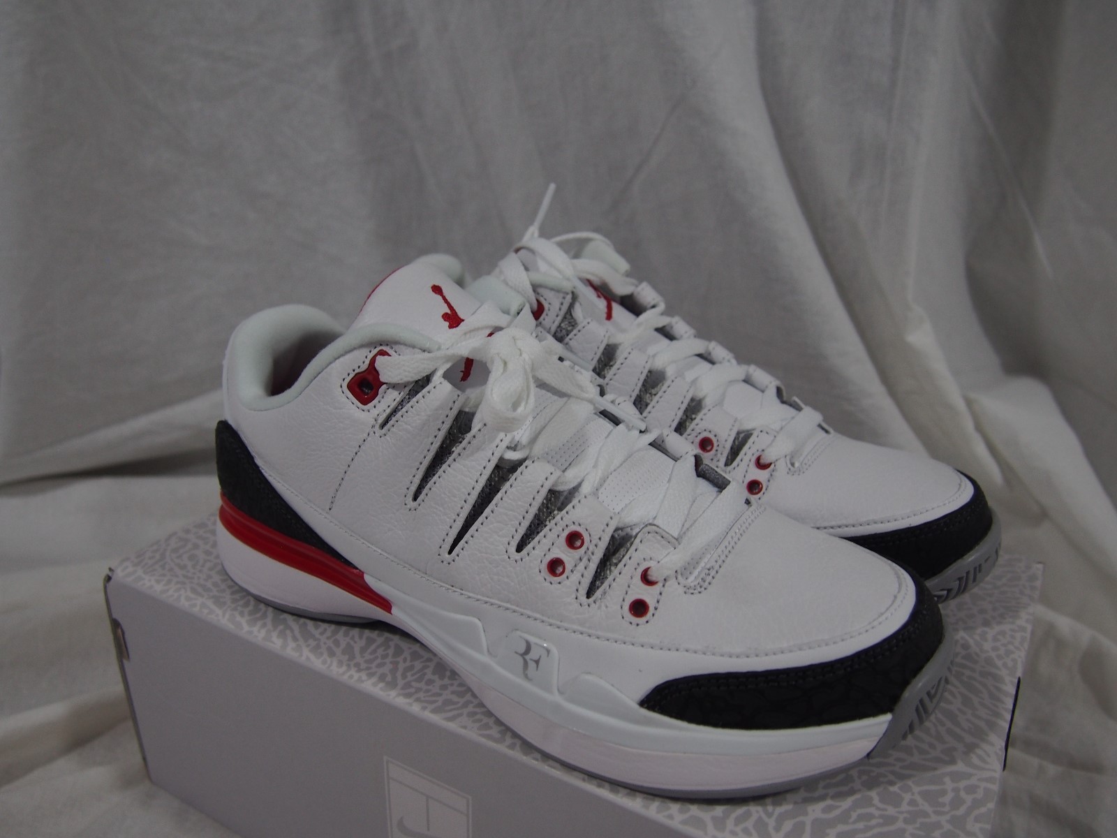 Nike - x aj3 zoom vapore fuoco rosso 709998-106 Nike - x aj3 zoom vapore fuoco rosso 709998-106