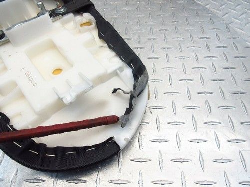 2014 12-15 SUZUKI GSXR 1000 GSXR1000 REAR SEAT SADDLE PILLION PASSENGER BACK - Picture 8 of 12