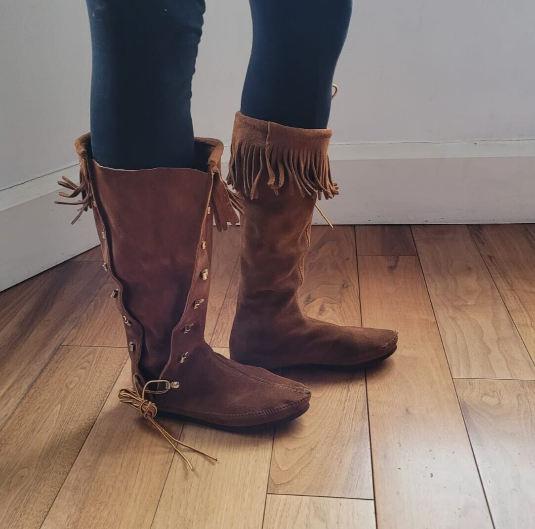 MINNETONKA I SIDE LACES MOCASSINS I WOMENS KNEE HIGH BOOTS I