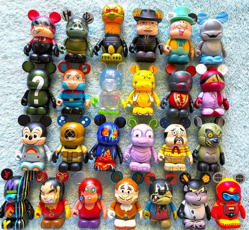 DISNEY VINYLMATION LOT - (Qty 25) MISCELLAEOUS Series - READ LIST - LOT #C - Bild 1 von 2