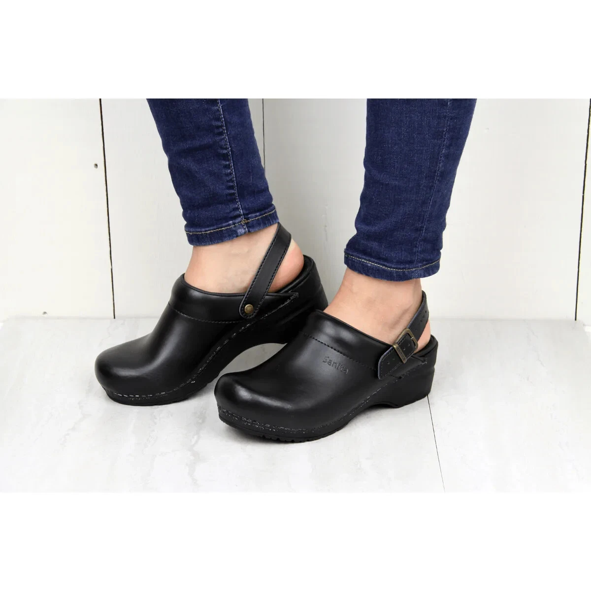 NWOB Sanita Ingrid Women s Open Back Professional Black Clogs