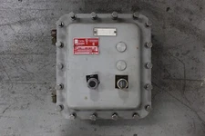 EGS CURLEE EXPLOSION PROOF HOUSING CE1KA001 w/ ALLEN BRADLEY STARTER 509-COD (B)