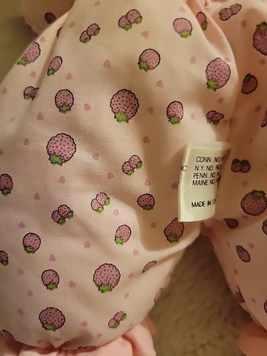 Vintage Fishel Toys Strawberry Pink Plush Baby Doll Fast Shipping - Picture 13 of 13