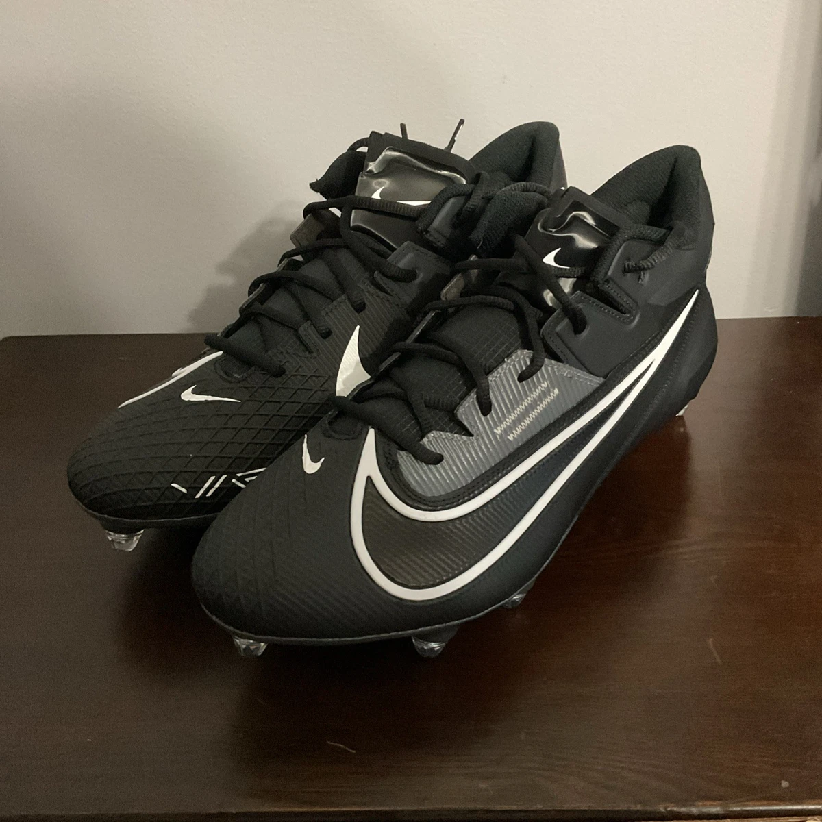 Nike Vapor Football Cleats Size 7.5 Black/Silver Used No Box Amazon.com | Nike Vapor Edge 360 Speed Black Football Cleats  main image 4