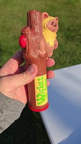 ¡FUNCIONA! Cepillo de dientes Kenner Star Wars Return of the Jedi Wicket The Ewok 1984 de colección - Vídeo 1 de 1