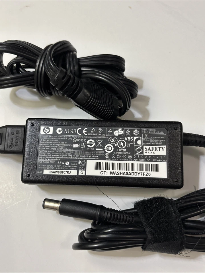 Cargador para portátil adaptador de CA HP 65W 19,5 V 3,33 A modelo PPP009D / ADP-65HB probado por BC Foto 2 de 3