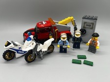 LEGO City 60137 Tow Truck Trouble – Complete Set with 3 Minifigs No Box