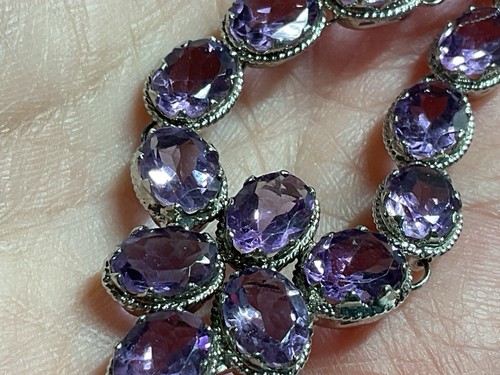 Schmuck Atemberaubende silberfarbene & echte Amethyst elegante Abendmode Halskette