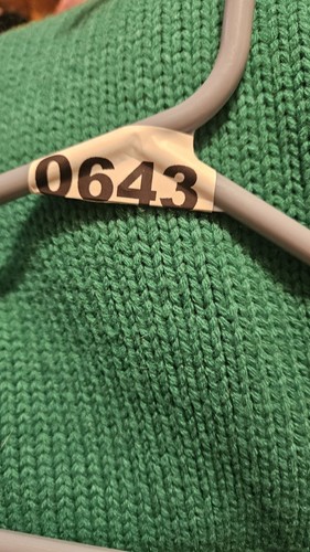 Womens Monroe And Main Si,e Medium Green V Neck Long Sleeve Sweater - Picture 4 of 4