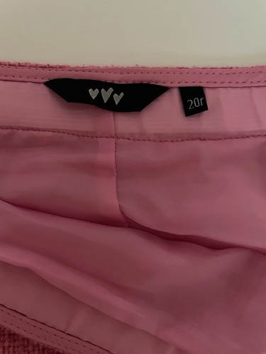M&S Per Una Pink Tweed Type Fabric Maxi Skirt Size 20r With Large Flowers To Hem - Picture 6 of 10