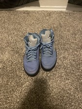 Air Jordan 5 Retro UNC University Blue Sneakers DV1310-401 Size 9