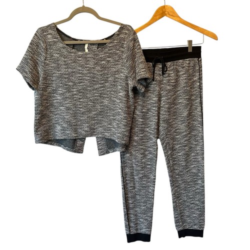 Dolan Left Coast Anthropologie Joggers with top S Black white boucle knit outfit - Picture 6 of 13