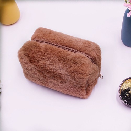 Plush Makeup Bag Travel Organizer Toiletry Bag Durable Storage Bag - Picture 16 of 19