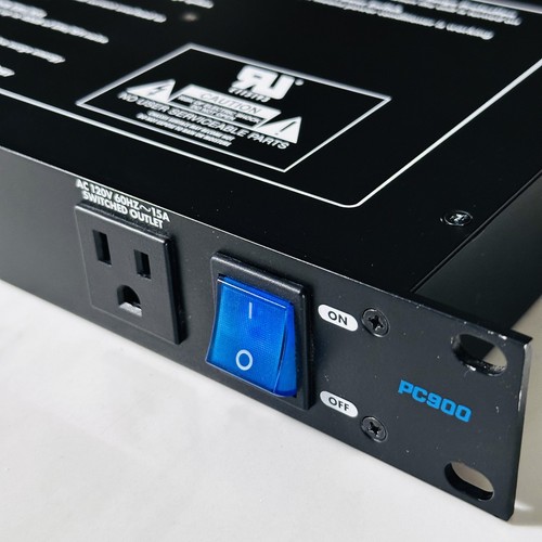Livewire PC900 9-Outlet Power Conditioner Distribution System Concert Rack Mount - Picture 3 of 7