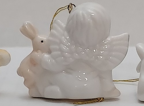 4 Vintage Mini Bone China Angel Ornaments Taiwan Holding Animals Rabbit Bird - Picture 8 of 19