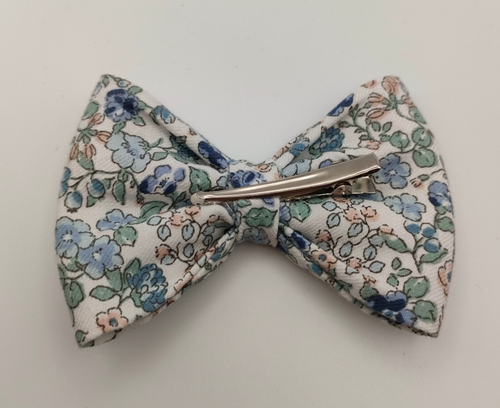 Small Hair Bow Floral Fabric with metal clip 9.5cm wide - Picture 2 of 2
