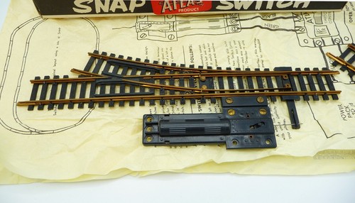 Atlas HO Snap-Switch Manual Right #61 in Original Box Vintage NOS - Picture 2 of 5