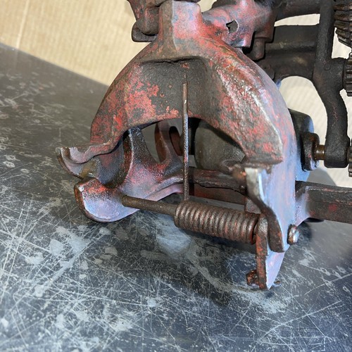 Antique McCormick Deering Sickle Grinder Hand Crank Farmhouse Decor - Picture 15 of 16