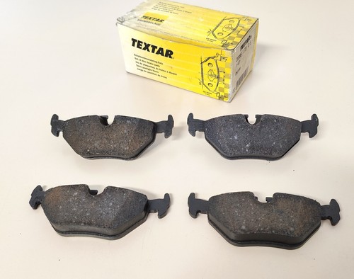 PASTIGLIE FRENO BMW SERIE 3 E30 - E36 - SERIE 5 E34 - SERIE 7 E32 - Z3 TEXTAR - Foto 5 di 9