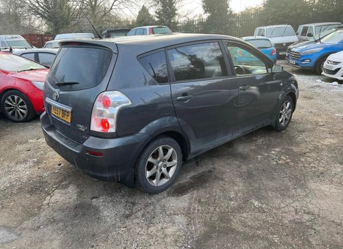2007 Toyota Verso 2.2 D-4D SR 5dr MPV Diesel Manual - Picture 6 of 13