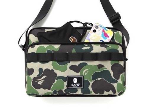 BAPE A Bathing Ape Camo Shoulder Bag Crossbody with Carabiner 2021 AW Free Ship - Picture 4 of 8