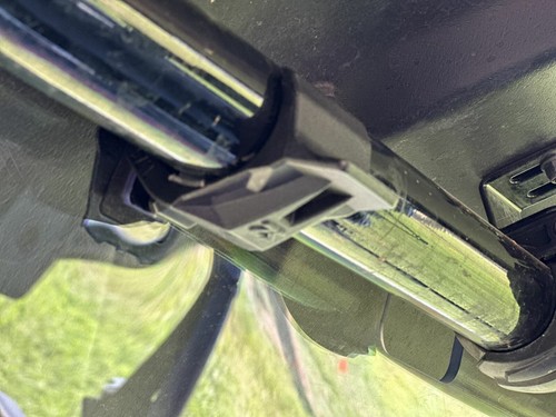 Honda Pioneer 1000-6 2016-2024 Vented Windshield Scratch Resistant Quick Release - Picture 7 of 10