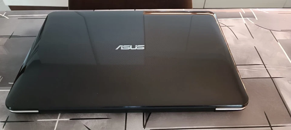 pc portatile asus - Immagine 2 di 4
