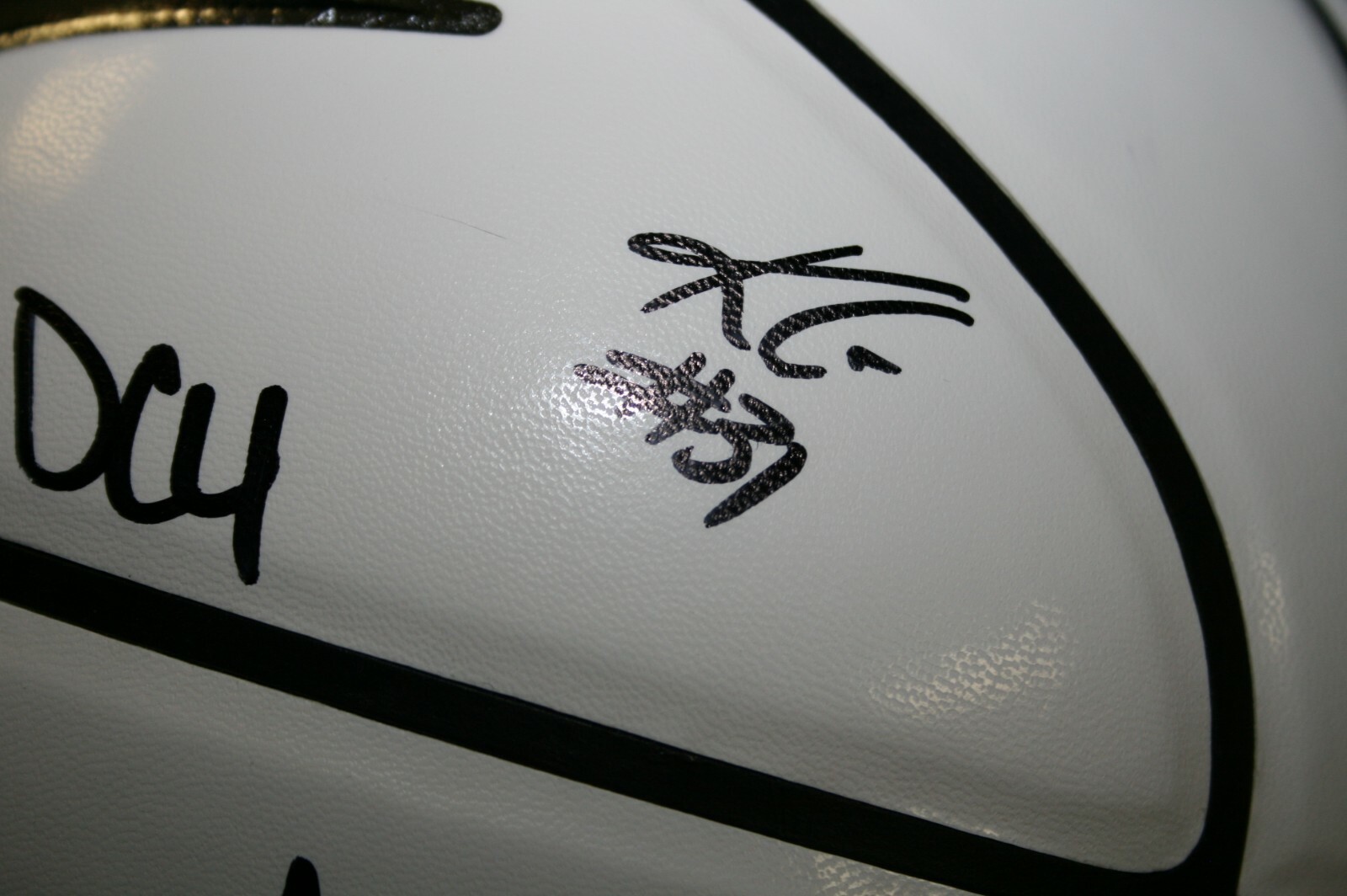 Picture 3 of 9