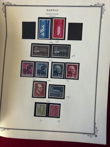 Norway One man's collection 1966/68 Mint Sets appears NH in Mounts - Picture 3 of 3