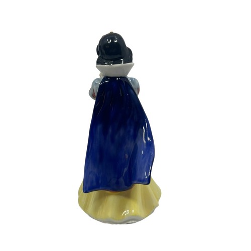 Royal Doulton Disney Showcase Collection Snow White Princess SW9 - Picture 4 of 7