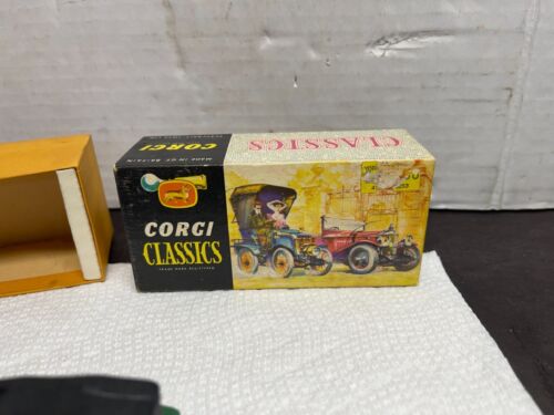 Vintage Corgi Classics | #9001 | 1927 Bentley With Driver & Box | Green | 1960s - Picture 9 of 14