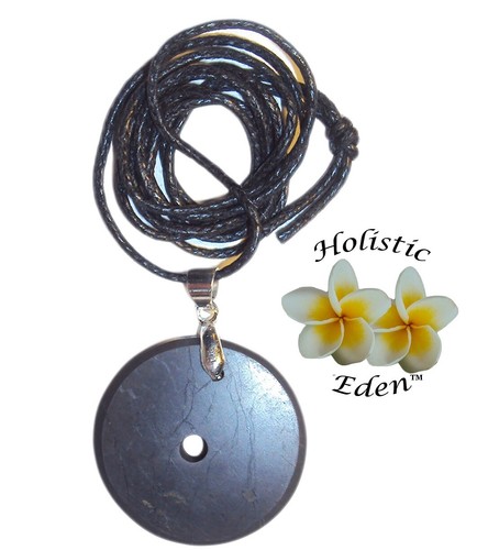 Shungite Polished Pendant Circular Necklace EMF Radiatioin Protection Fullerene - Bild 1 von 3