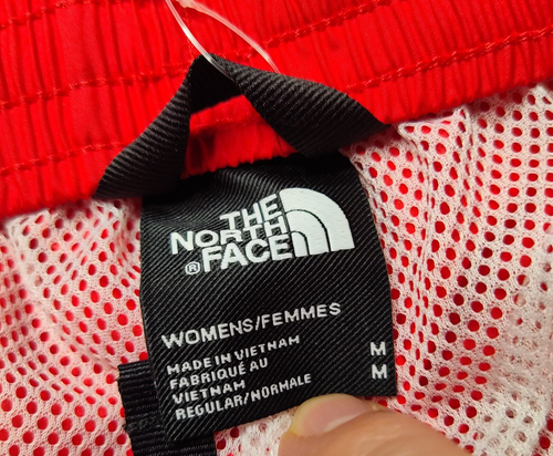 THE NORTH FACE WINDWALL Women Medium Red Mesh Lined Outline 5" Shorts NEW - Picture 10 of 13