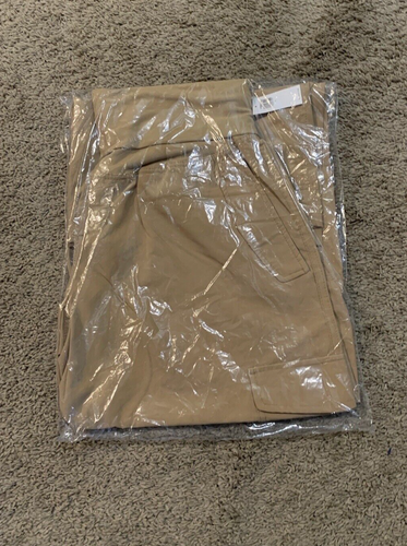 NWT! Old Navy Maternity Stretch Tech Cargo Tan Pants - Size Large - Picture 2 of 4