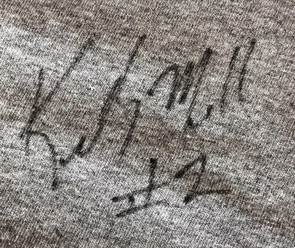 Phoenix Mercury WNBA 2006 Autographed T Shirt 7 Signatures Diana Taurasi - Image 3 of 4