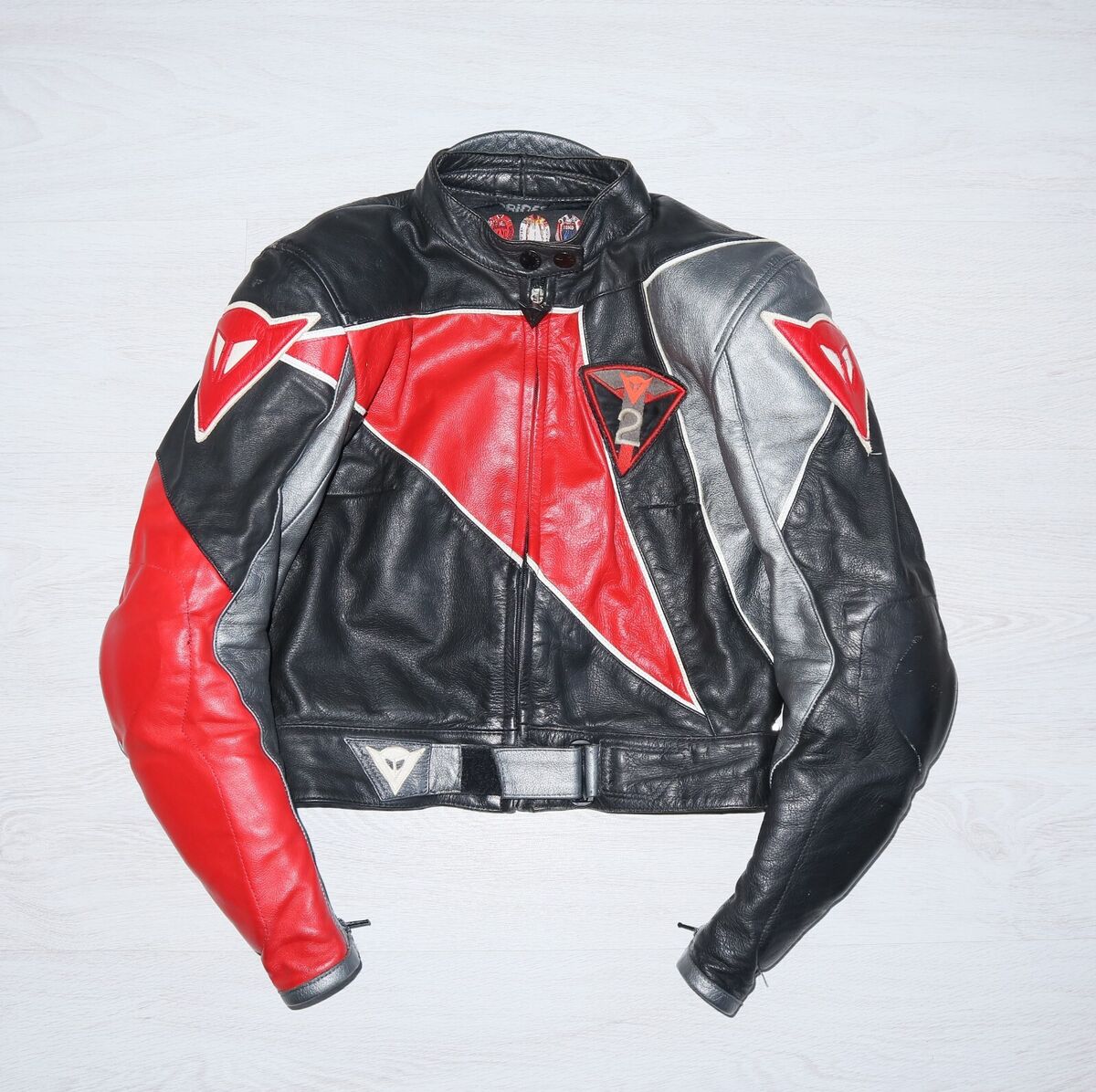 DAINESE Womens Vintage Motorcycle #2 Leather Jacket Size 46 DAINESE Womens Vintage Motorcycle #2 Leather Jacket Size 46