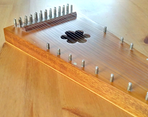 24 String Bowed Psaltery + Spare Set of Bow String - Picture 5 of 18