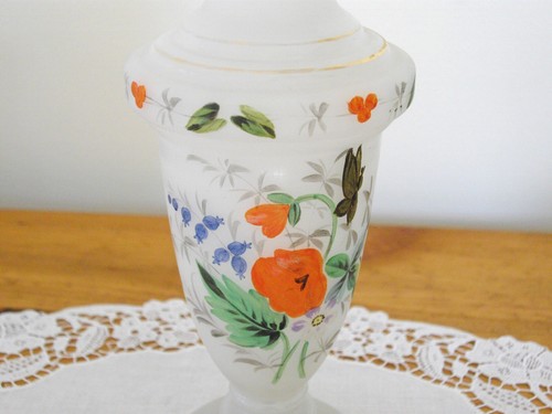 Vintage Bristol Frosted Glass 9" Vase Orange Flowers & Butterfly ~ - Picture 2 of 13