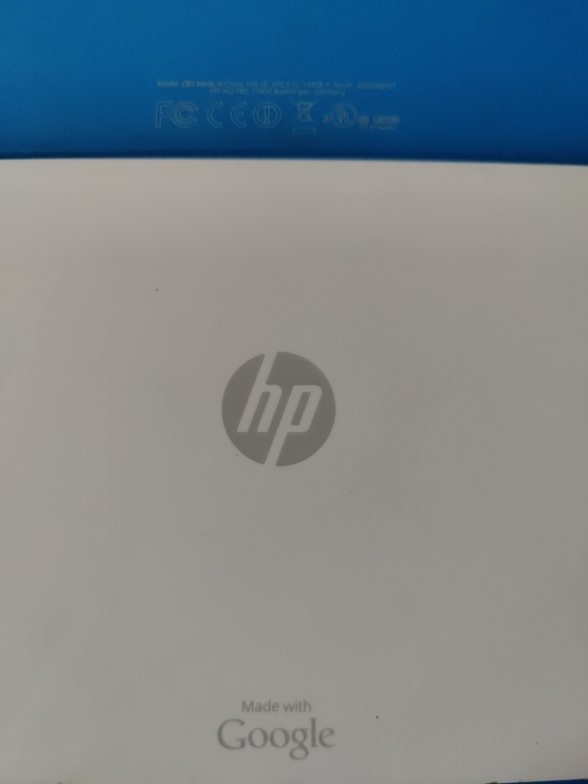 HP Chromebook 11 G1(CB2) White Laptop 2Gig Ram, 16Gig eMMC - Picture 3 of 4
