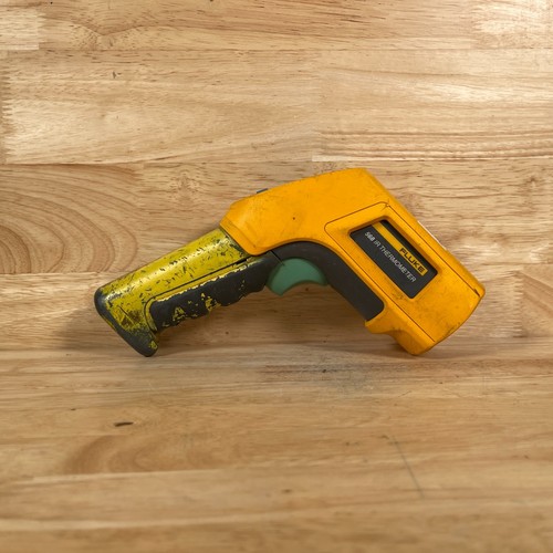 Fluke 568 Yellow/Black Digital Laser Infrared Corded Electric IR Thermometer Gun