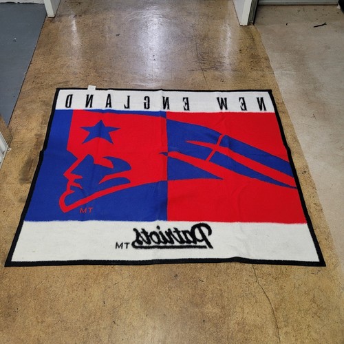 New England Patriots Throw Blanket Red Blue Biederlack 48x55 - Picture 6 of 8