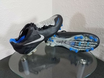 total 90 laser cleats