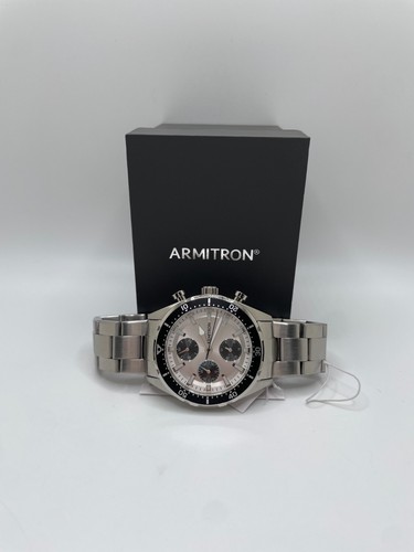 Armitron Lloyd 20/5502SV Mens Silver Black Analog Display Chronograph Watch
