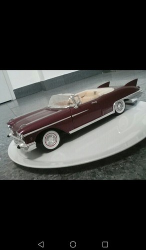 Cadillac Eldorado Siviglia (1958) 1:18 Firma stradale - Foto 10 di 15