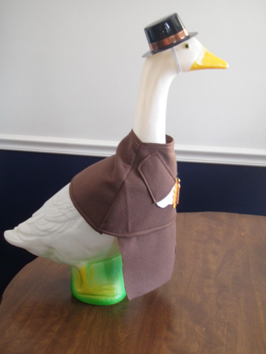 Goose clothes outfit - Pilgram male costume for lg 24-27" goose - Picture 2 of 4
